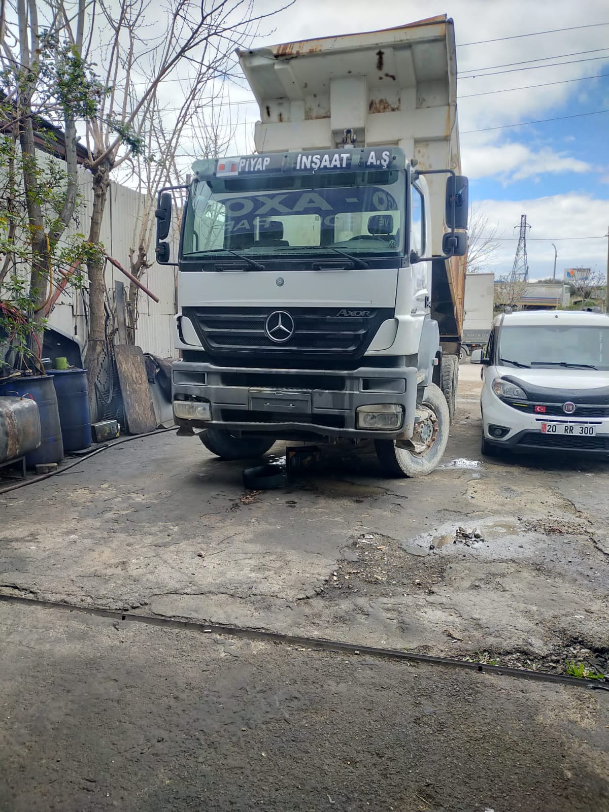 Dinar Akdeniz Oto Tır Kamyon Tamir ve Fren Bakım Servisi